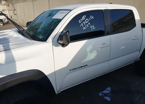 2023 Toyota Tacoma Trd Off Road из США, поврежденный, VIN 3TMCZ5AN8PM602002